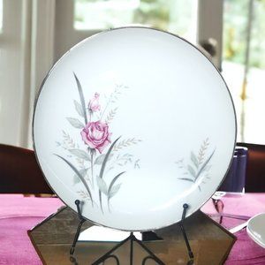 Windsor Rose Fine China of Japan Dinner Plate - 1950's